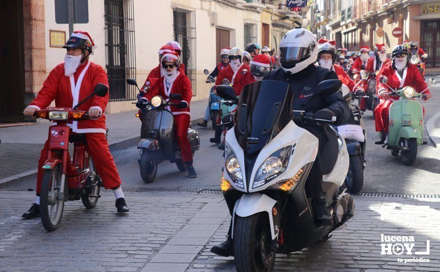 GALERÍA: Más de 200 "papanoeles" se pasean en moto por la ciudad para repartir regalos GALERÍA: Más de 200 "papanoeles" se pasean en moto por la ciudad para repartir regalos