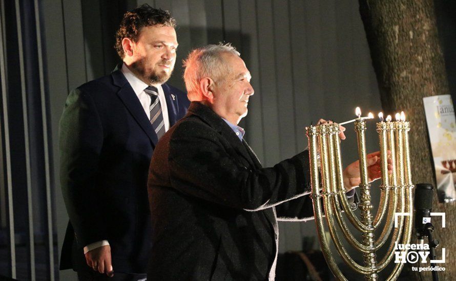 GALERÍA: La asociación Lucena Bet Alfasi celebra el inicio de la Fiesta de las Luces (Hanukkah) y rinde homenaje a Manolo Lara