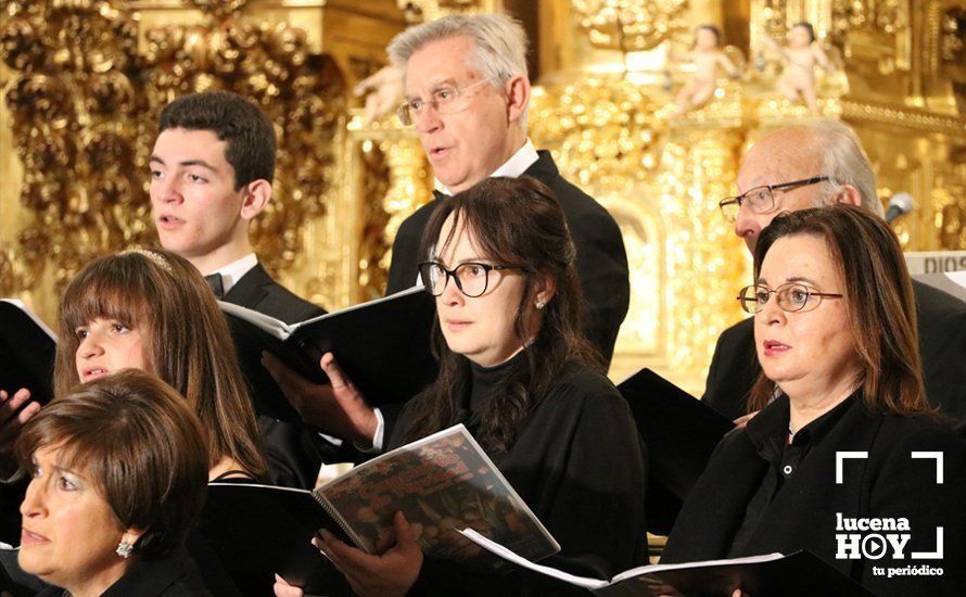 GALERÍA: Lleno en la Iglesia de San Martín para escuchar el Concierto de Navidad del Coro y Escolanía del Conservatorio