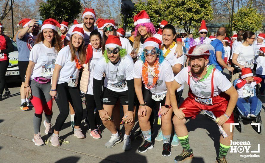 GALERÍA 1: La fiesta solidaria de la San Silvestre de Lucena despide el año: Preparados, listos... ya