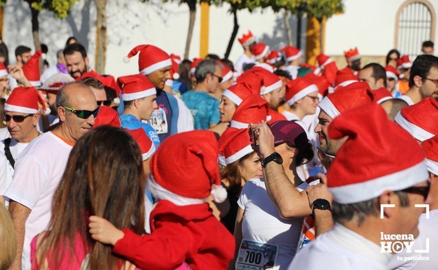 GALERÍA 1: La fiesta solidaria de la San Silvestre de Lucena despide el año: Preparados, listos... ya