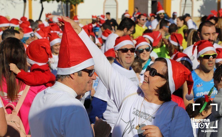 GALERÍA 1: La fiesta solidaria de la San Silvestre de Lucena despide el año: Preparados, listos... ya