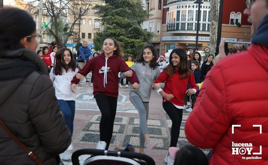 GALERÍA: El Roscón de Reyes de Lucena: 5.000 raciones de dulce solidaridad