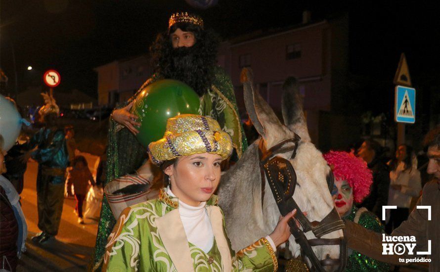 GALERÍA: Los Reyes Magos reparten los primeros caramelos y juguetes en Quiebracarretas