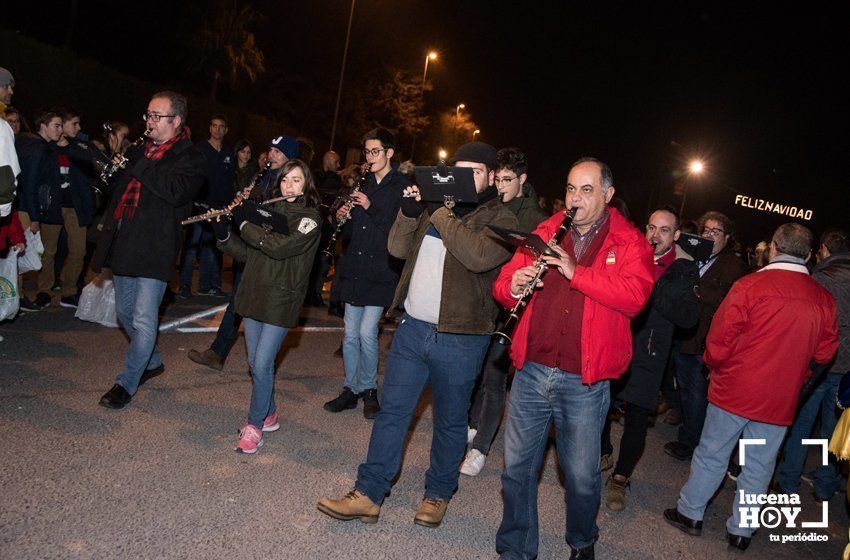 GALERÍA: Los Reyes Magos hacen su primera parada en la Cabalgata del Cristo Marroquí y Campo de Aras