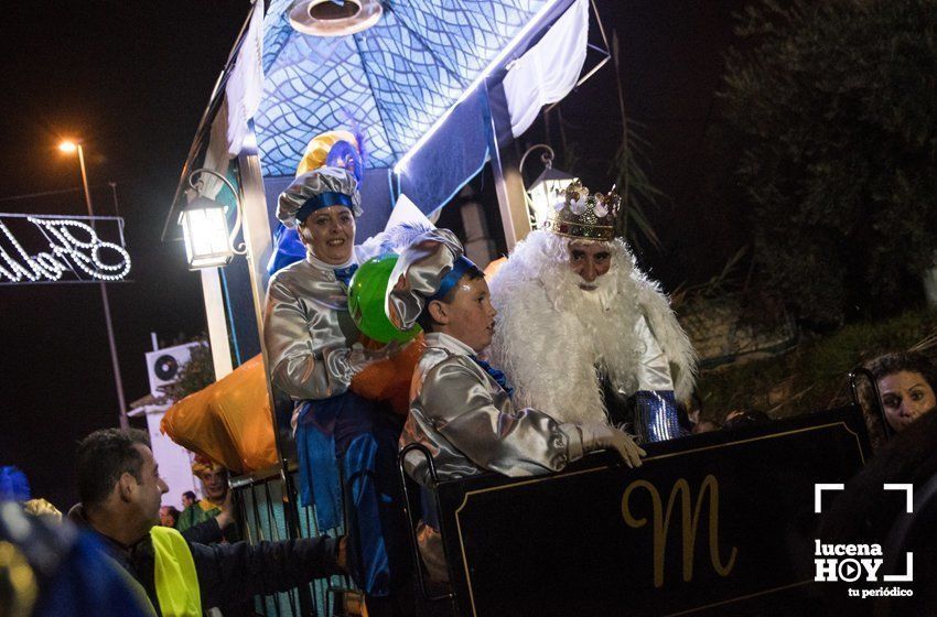 GALERÍA: Los Reyes Magos hacen su primera parada en la Cabalgata del Cristo Marroquí y Campo de Aras