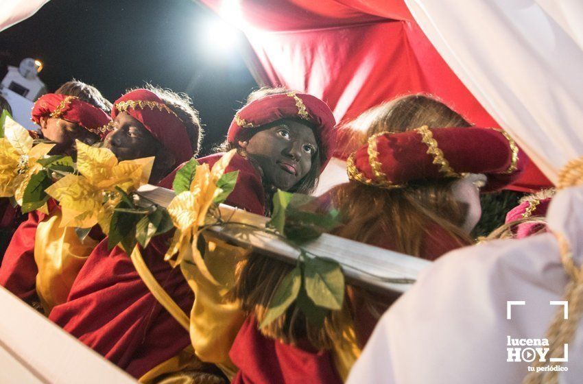 GALERÍA: Los Reyes Magos hacen su primera parada en la Cabalgata del Cristo Marroquí y Campo de Aras