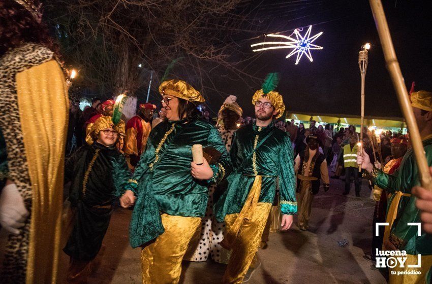 GALERÍA: Los Reyes Magos hacen su primera parada en la Cabalgata del Cristo Marroquí y Campo de Aras