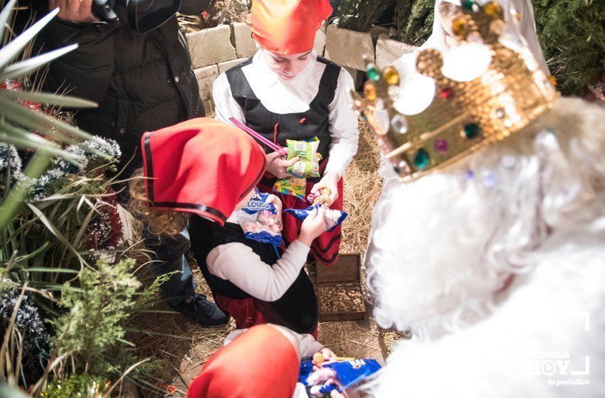 GALERÍA: Los Reyes Magos hacen su primera parada en la Cabalgata del Cristo Marroquí y Campo de Aras