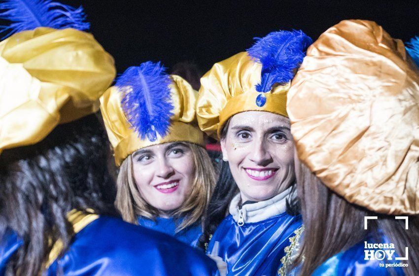 GALERÍA: Los Reyes Magos hacen su primera parada en la Cabalgata del Cristo Marroquí y Campo de Aras