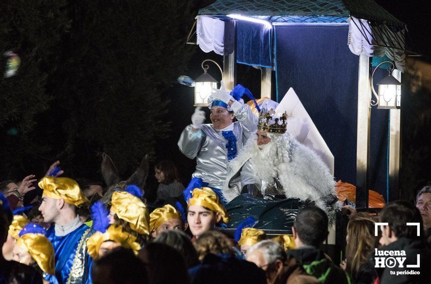 GALERÍA: Los Reyes Magos hacen su primera parada en la Cabalgata del Cristo Marroquí y Campo de Aras