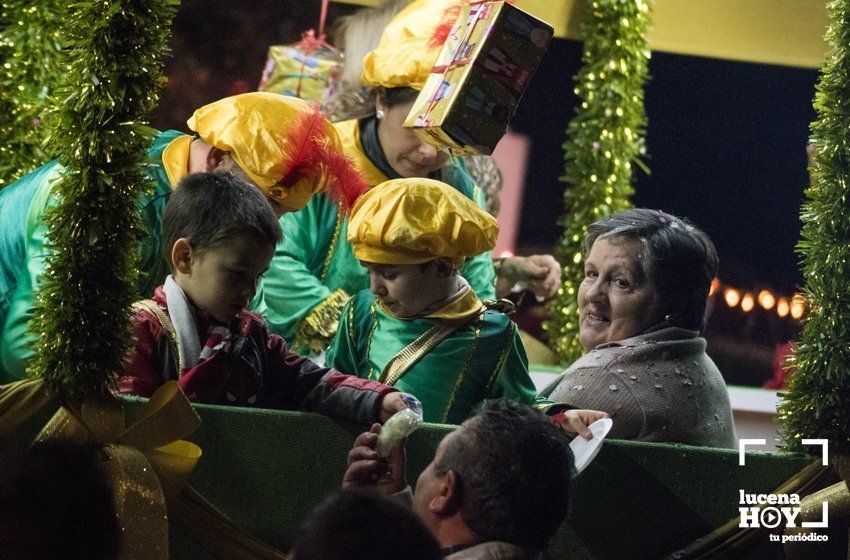 GALERÍA: Los Reyes Magos hacen su primera parada en la Cabalgata del Cristo Marroquí y Campo de Aras