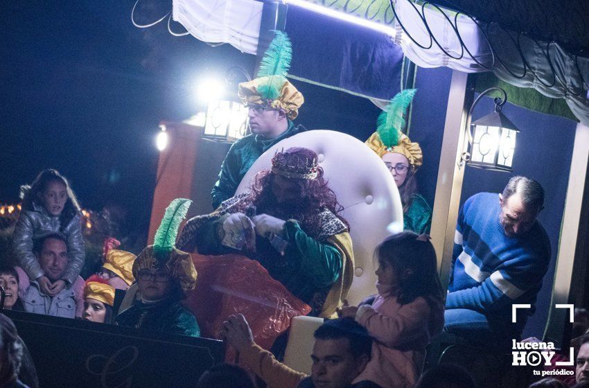 GALERÍA: Los Reyes Magos hacen su primera parada en la Cabalgata del Cristo Marroquí y Campo de Aras