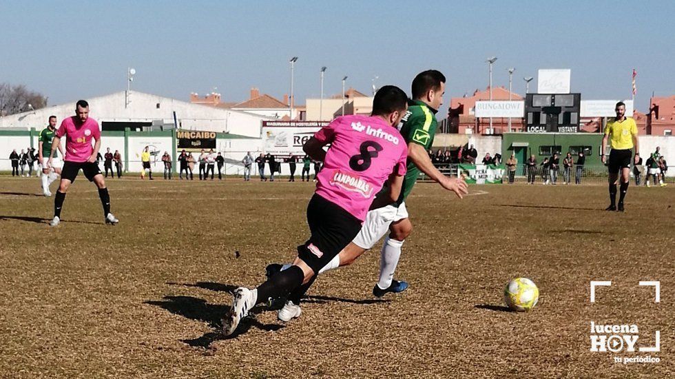  Un lance del partido en Rota 