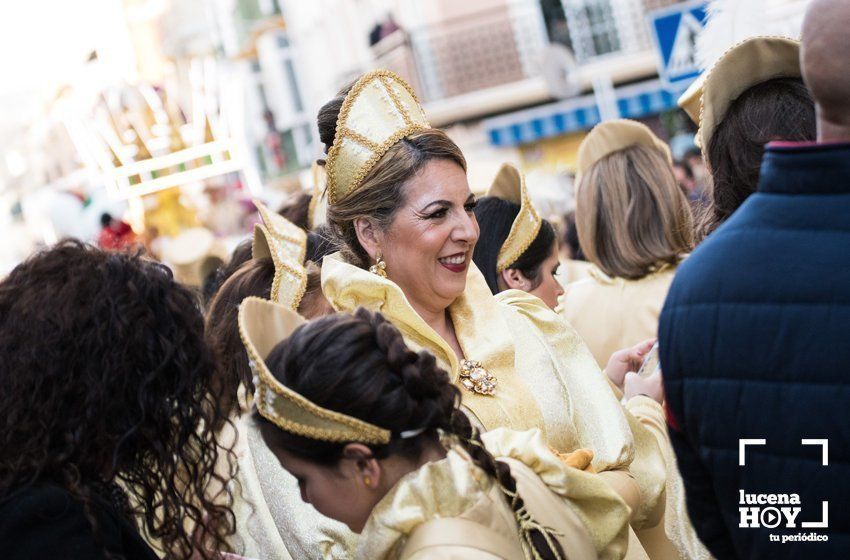 GALERÍA 1: Veintidós carrozas recorren Lucena para llenar de ilusión cada rincón de la ciudad