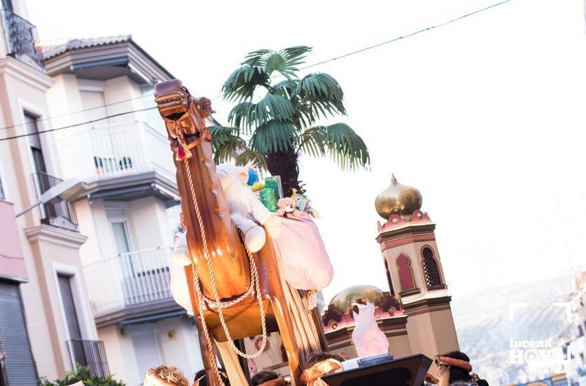 GALERÍA 1: Veintidós carrozas recorren Lucena para llenar de ilusión cada rincón de la ciudad GALERÍA 1: Veintidós carrozas recorren Lucena para llenar de ilusión cada rincón de la ciudad