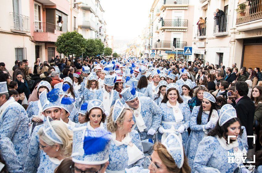 GALERÍA 1: Veintidós carrozas recorren Lucena para llenar de ilusión cada rincón de la ciudad