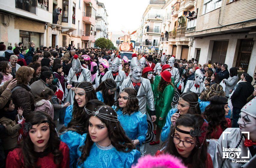 GALERÍA 1: Veintidós carrozas recorren Lucena para llenar de ilusión cada rincón de la ciudad