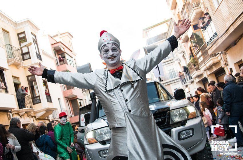 GALERÍA 1: Veintidós carrozas recorren Lucena para llenar de ilusión cada rincón de la ciudad