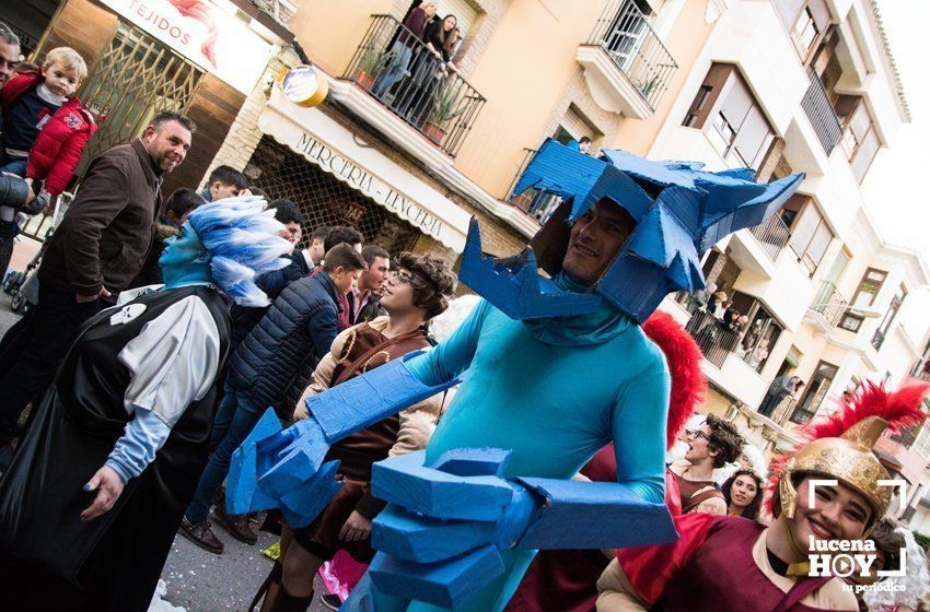 GALERÍA 1: Veintidós carrozas recorren Lucena para llenar de ilusión cada rincón de la ciudad