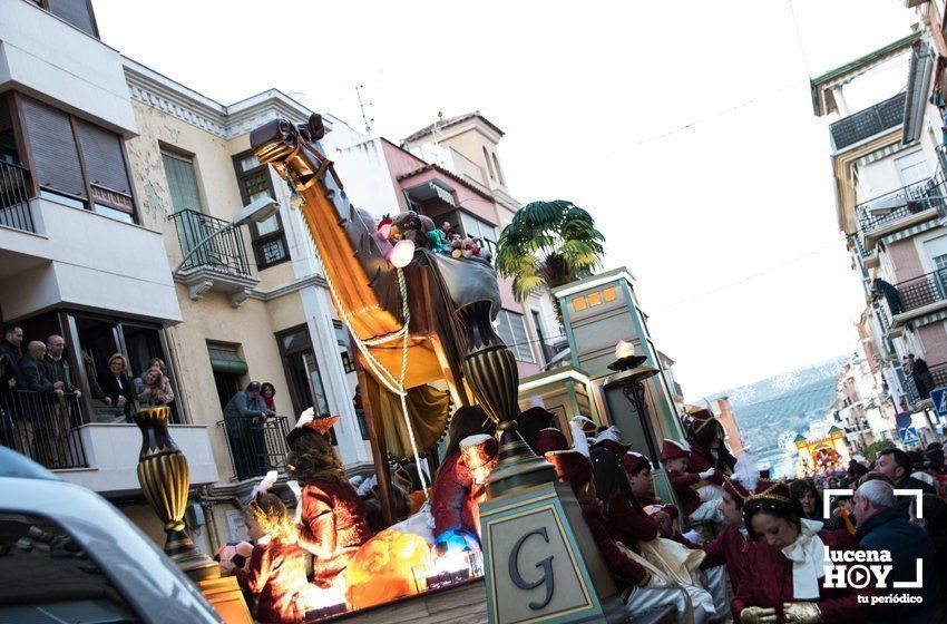 GALERÍA 1: Veintidós carrozas recorren Lucena para llenar de ilusión cada rincón de la ciudad GALERÍA 1: Veintidós carrozas recorren Lucena para llenar de ilusión cada rincón de la ciudad