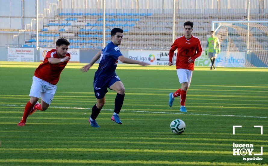 GALERÍA: El Lucecor salva un punto ante el Villa del Río en el último minuto en un partido con 5 expulsados (1-1)