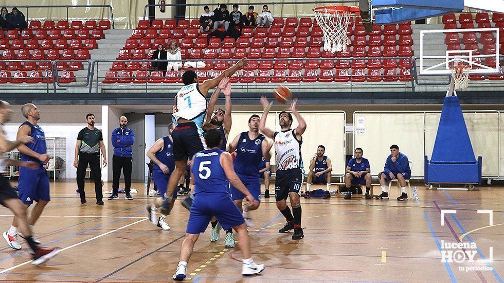  Un lance del partido frente al equipo de Montilla 