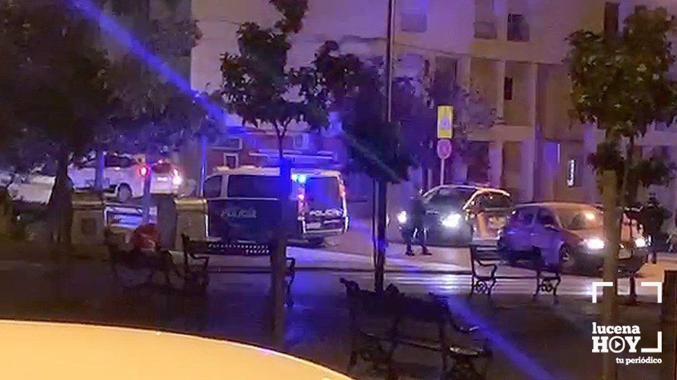  Despliegue policial en el entorno de la calle Córdoba en la noche de ayer 