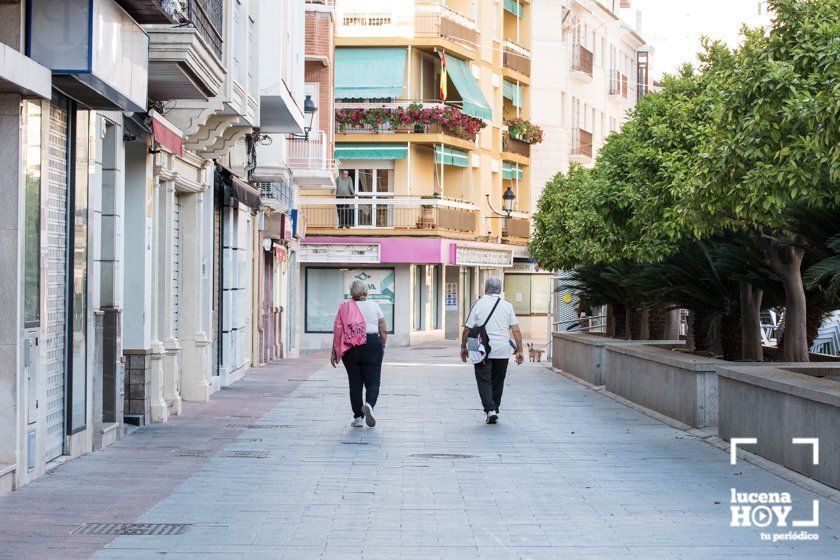 GALERÍA: Lucena sale tras 48 días de confinamiento. Las fotos de la vuelta a las calles