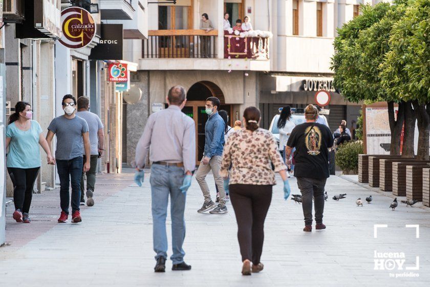 GALERÍA: Lucena sale tras 48 días de confinamiento. Las fotos de la vuelta a las calles