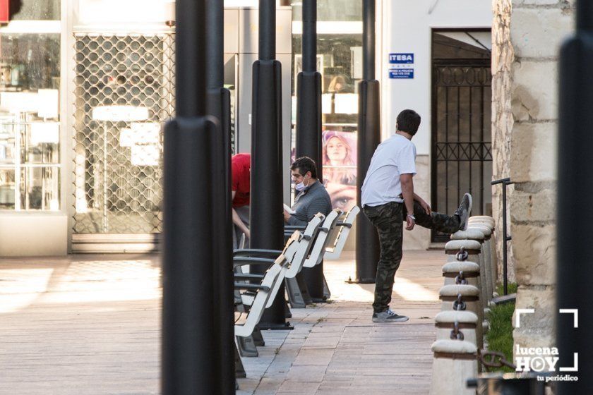 GALERÍA: Lucena sale tras 48 días de confinamiento. Las fotos de la vuelta a las calles