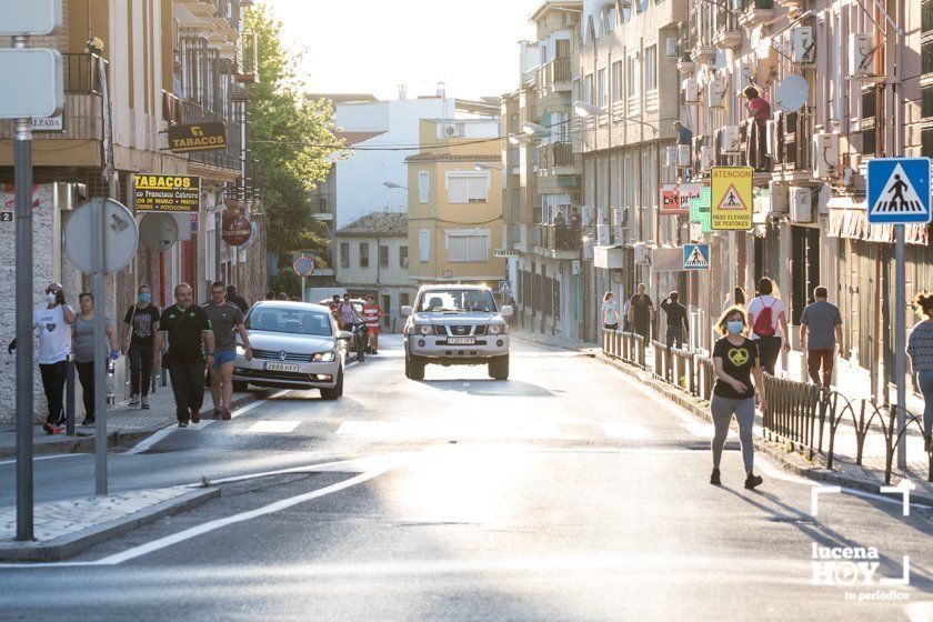 GALERÍA: Lucena sale tras 48 días de confinamiento. Las fotos de la vuelta a las calles