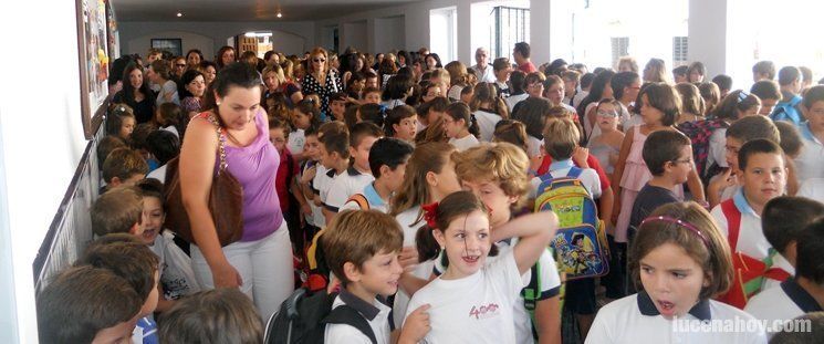  Normalidad en el inicio del curso para cinco mil niños lucentinos 