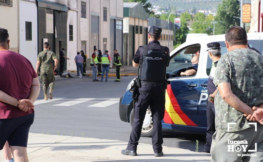 GALERÍA: Un incendio destruye las instalaciones de la empresa Ferroaras en el polígono de La Viñuela GALERÍA: Un incendio destruye las instalaciones de la empresa Ferroaras en el polígono de La Viñuela