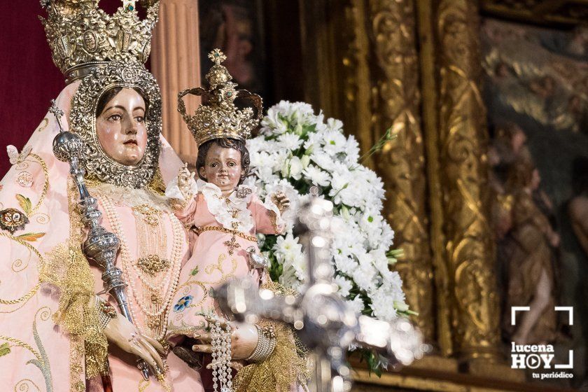 GALERÍA: María Santísima de Araceli preside el altar mayor de San Mateo en la celebración de Pentecostés