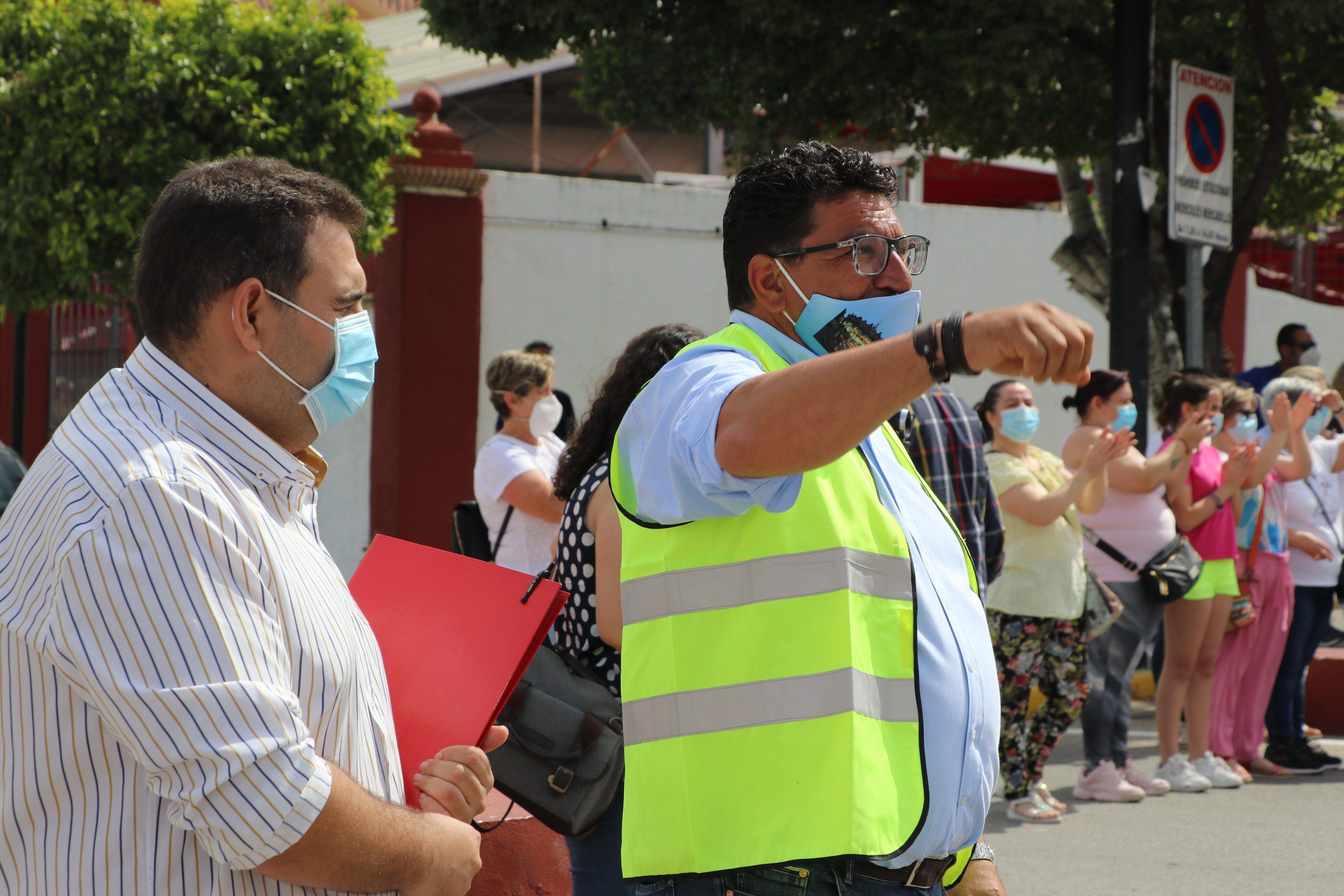 GALERÍA / Demostración de fuerza: Más de 400 vehículos participan en la marcha rodada de los feriantes para exigir soluciones a la parálisis del sector por la pandemia