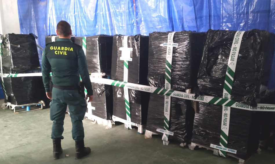  Material incautado por la Guardia Civil en Lucena 