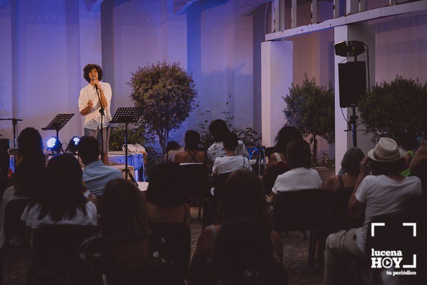  Un numeroso público acudió al concierto de Peter Slow en la Casa de los Mora. Fotos: Jesús Cañete 