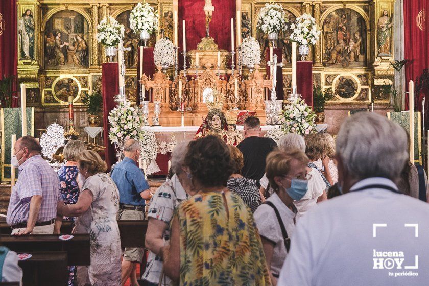 GALERÍA: La Virgen de Araceli recibe en el presbiterio de San Mateo la visita y veneración de sus fieles