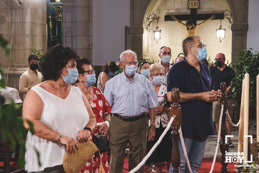 GALERÍA: La Virgen de Araceli recibe en el presbiterio de San Mateo la visita y veneración de sus fieles