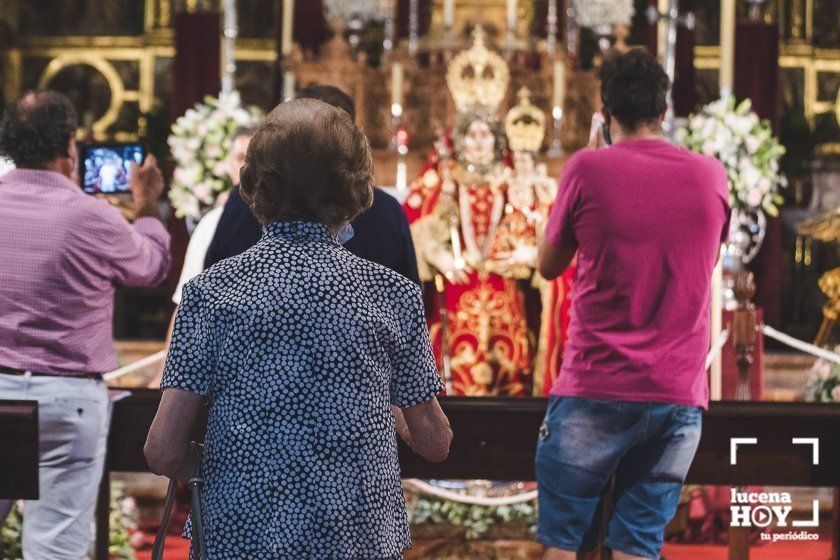 GALERÍA: La Virgen de Araceli recibe en el presbiterio de San Mateo la visita y veneración de sus fieles