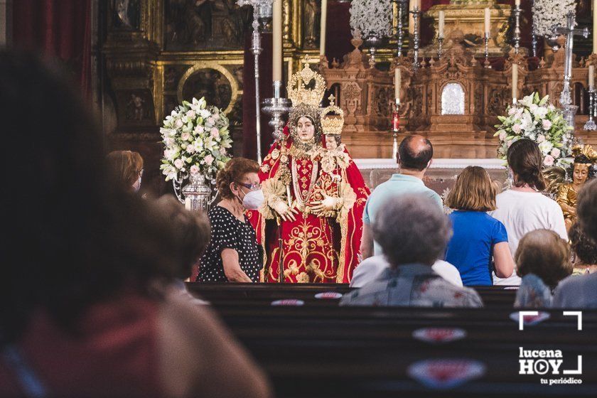 GALERÍA: La Virgen de Araceli recibe en el presbiterio de San Mateo la visita y veneración de sus fieles