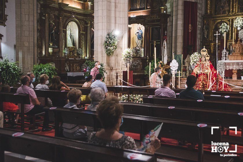 GALERÍA: La Virgen de Araceli recibe en el presbiterio de San Mateo la visita y veneración de sus fieles