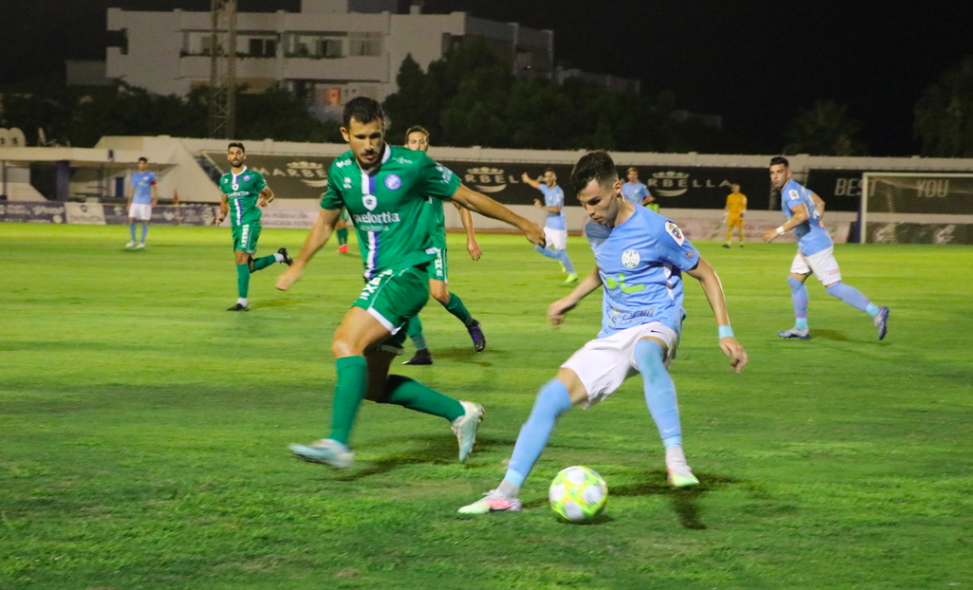 AVANCE / GALERÍA: El Ciudad de Lucena empata a uno contra el Xerez DFC y jugará la final