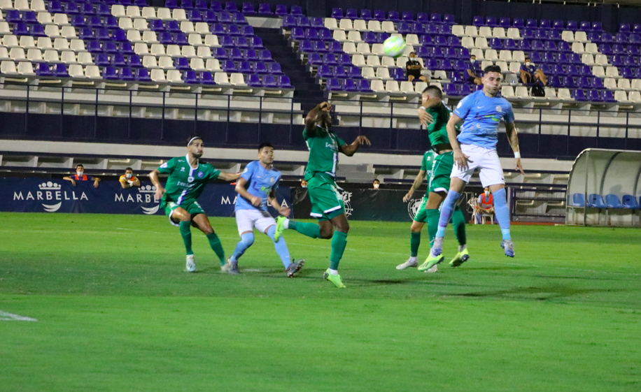 AVANCE / GALERÍA: El Ciudad de Lucena empata a uno contra el Xerez DFC y jugará la final