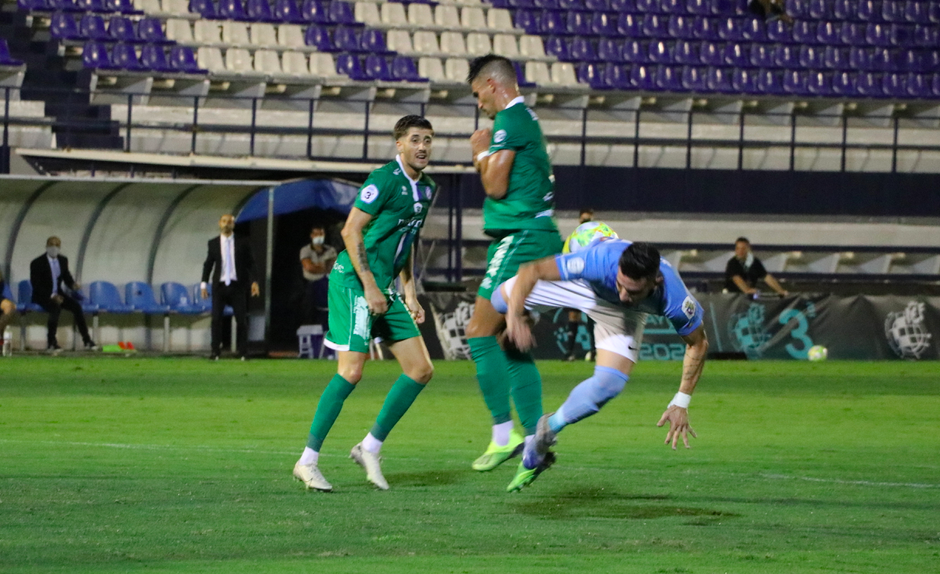 AVANCE / GALERÍA: El Ciudad de Lucena empata a uno contra el Xerez DFC y jugará la final