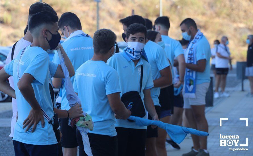 GALERÍA: La afición despide al Ciudad de Lucena ante un partido que vale un ascenso