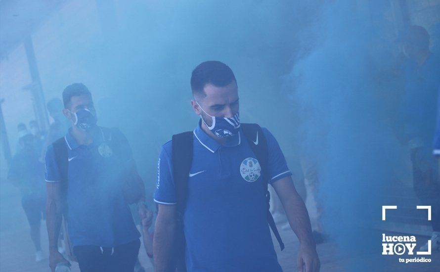 GALERÍA: La afición despide al Ciudad de Lucena ante un partido que vale un ascenso