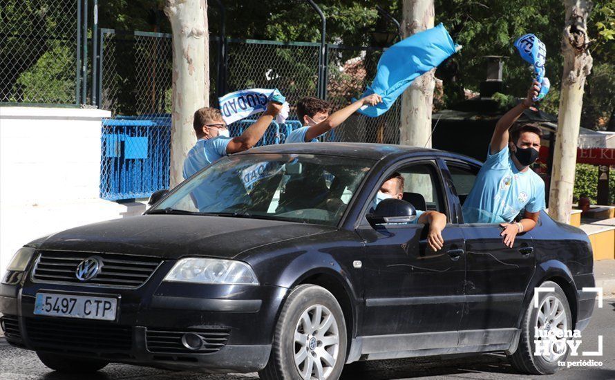 GALERÍA: La afición despide al Ciudad de Lucena ante un partido que vale un ascenso