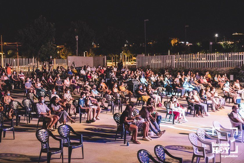 GALERÍA: El Auditorio Municipal de Lucena vibra con el Tributo a Queen de "Reunión"